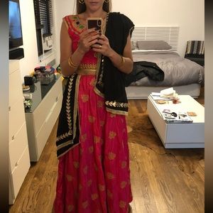 Custom Sari! Gorgeous, pink, gold & black. Fits a XS/S.
